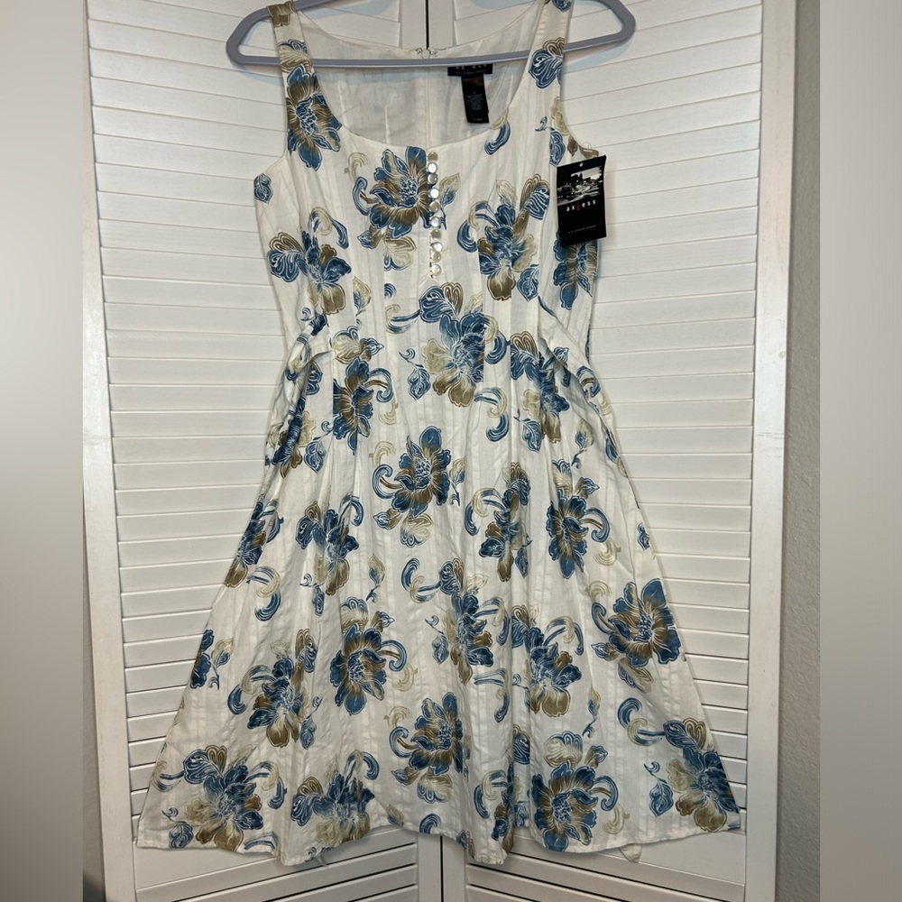 axcess a Liz Claiborne company Floral Sleeveless Dress 100% cotton